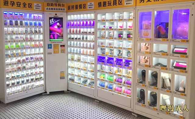 传统店铺，导购模式成为一种有力销售，消费者与导购员讨价还价已经成为传统。